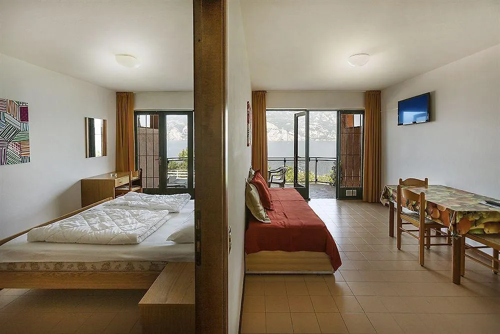 Residence Parco Lago Di Garda Malcesine Aparthotel