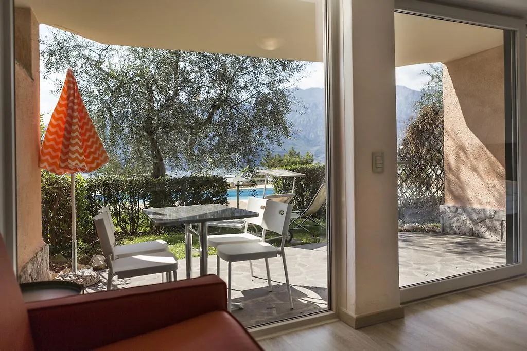 Residence Parco Lago Di Garda Malcesine Aparthotel
