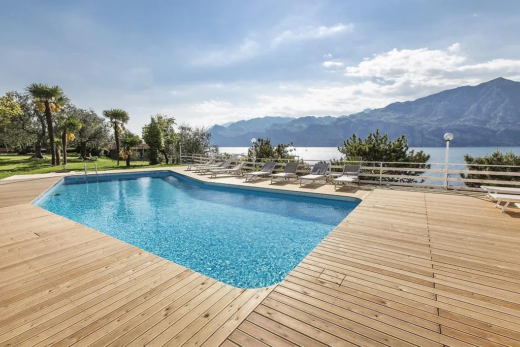 Residence Parco Lago Di Garda Malcesine Aparthotel