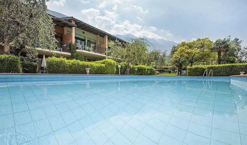 Aparthotel Residence Parco Lago Di Garda Malcesine