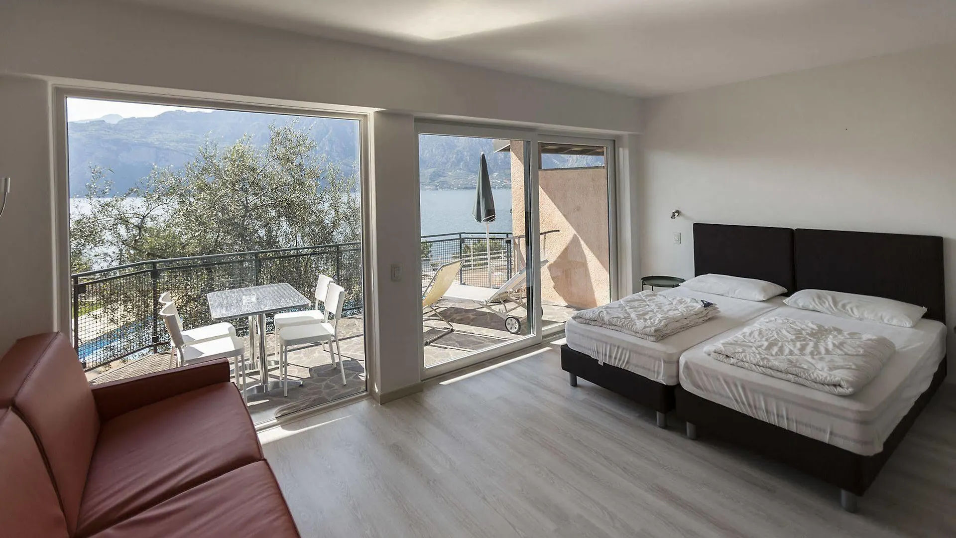 Residence Parco Lago Di Garda Malcesine Aparthotel